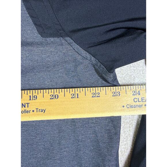 Under Armour Men’s L Black Gray ¼ Zip Long Sleeve Pullover Texas Tech Logo Shirt - Picture 4 of 9